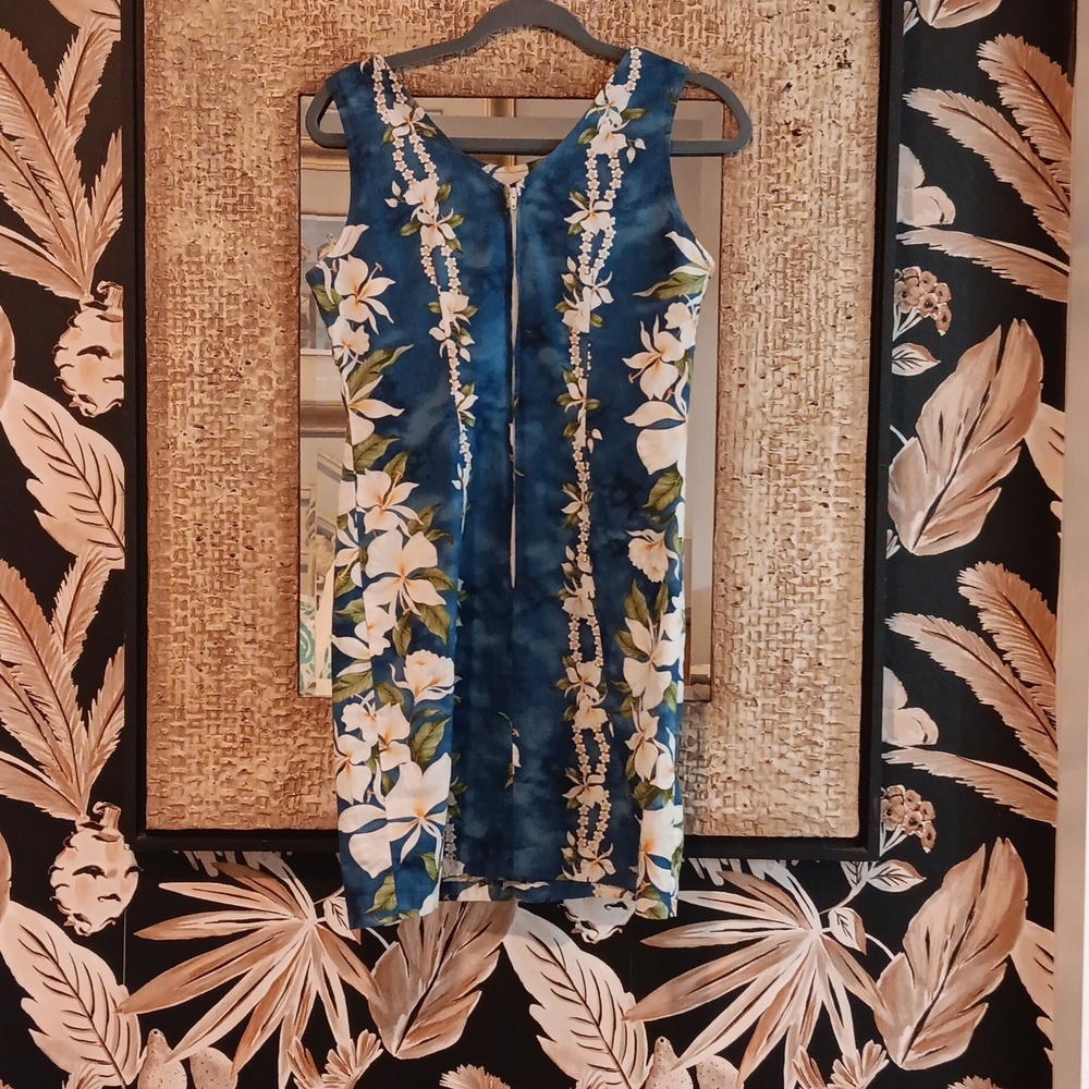 Vintage Dress from Hawaii - Picture 2 of 3